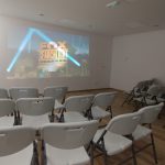 Cursos y formación - Aula polivalente La Antigua Escuela del Bierzo - Cine y presentaciones con proyector